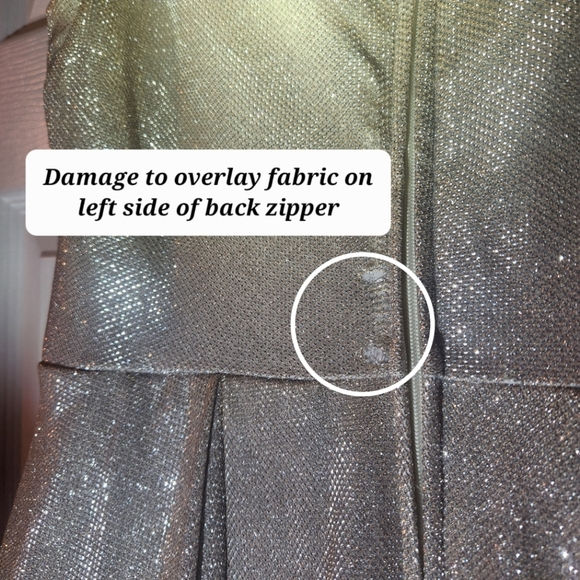 B. Smart Juniors Gold Party Dress, Size Large - Picture 7 of 7